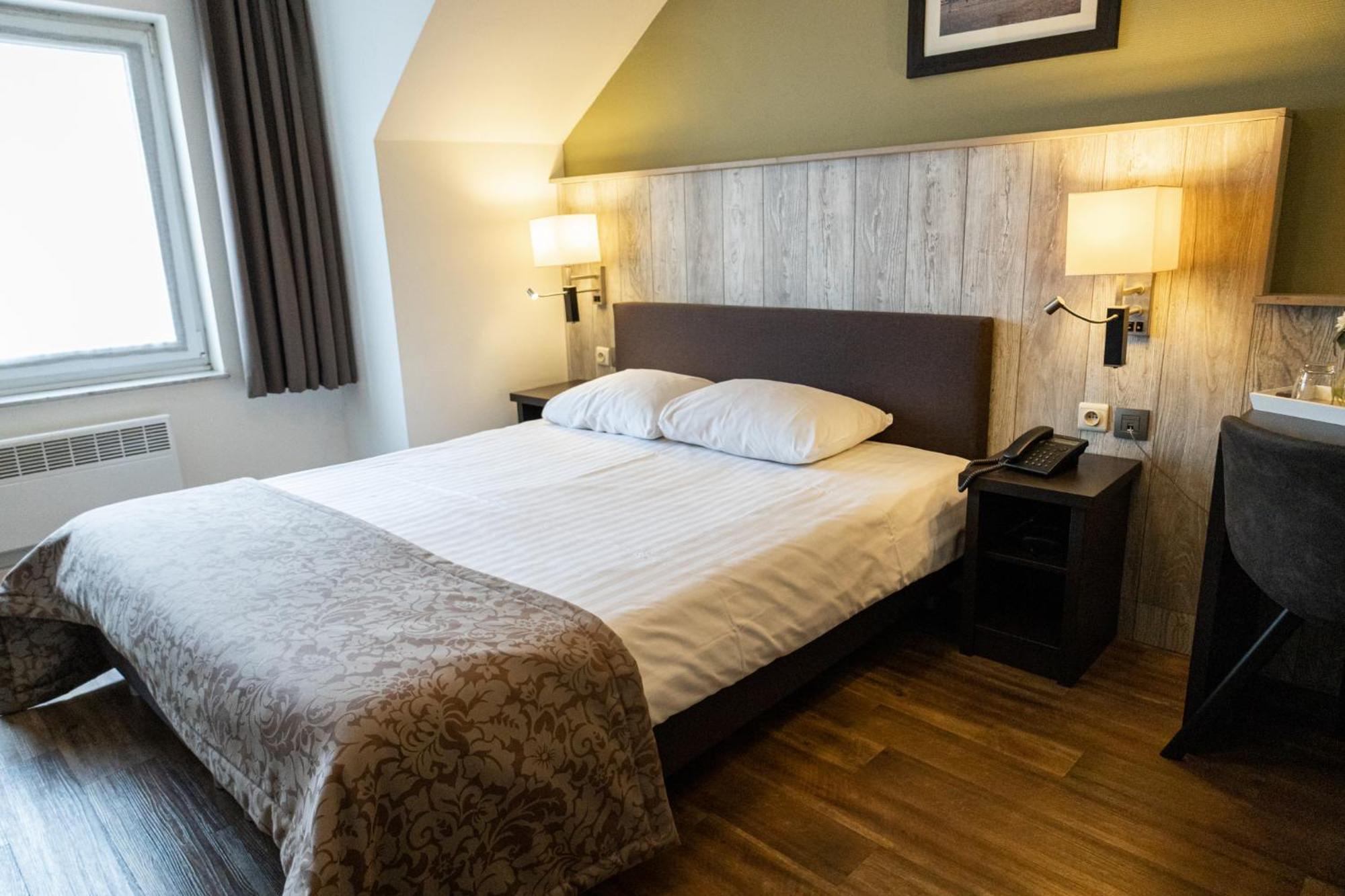Hotel De Maaskant Maaseik Εξωτερικό φωτογραφία